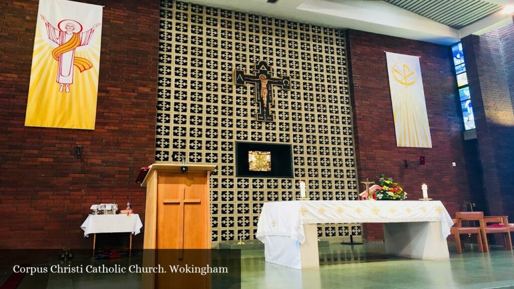 Corpus Christi Catholic Church. Wokingham - Wokingham (England)