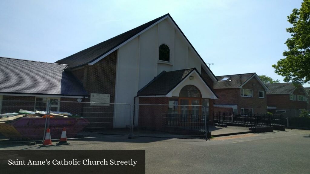 Saint Anne's Catholic Church Streetly - Streetly (England)