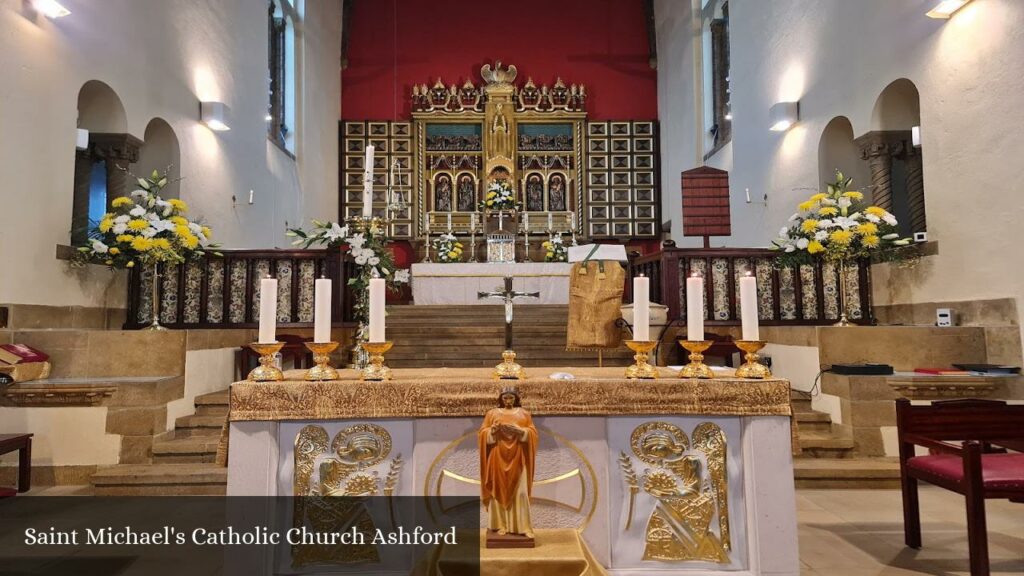 Saint Michael's Catholic Church Ashford - Spelthorne (England)