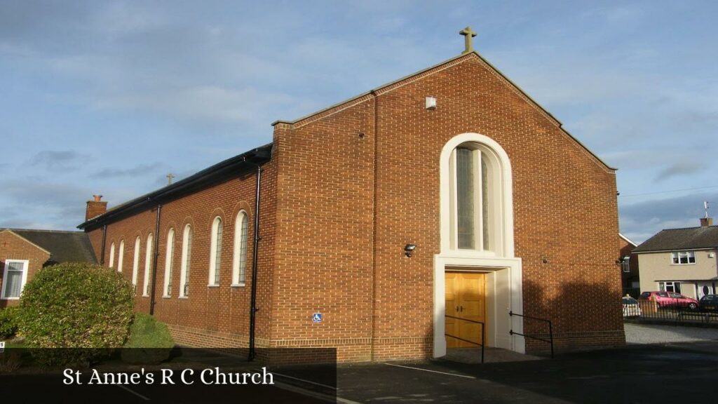 St Anne's R C Church - Darlington (England)