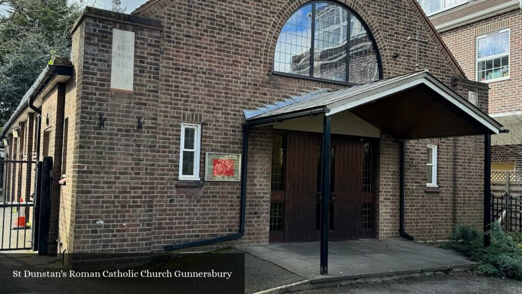 St Dunstan's Roman Catholic Church Gunnersbury - London (England)