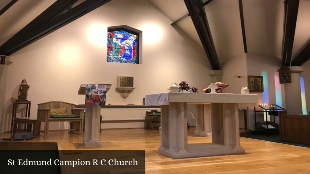 St Edmund Campion R C Church - South Oxfordshire (England)