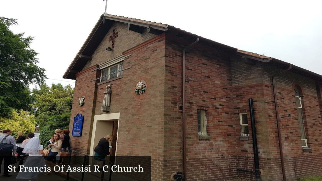 St Francis Of Assisi R C Church - Shelfield (England)