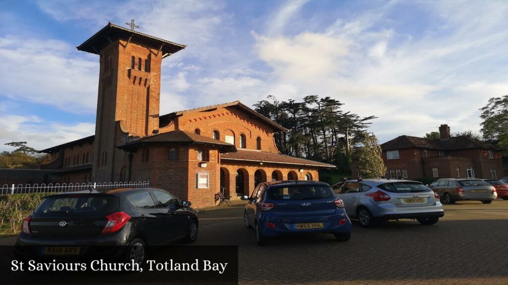 St Saviours Church, Totland Bay - Colwell Bay (England)